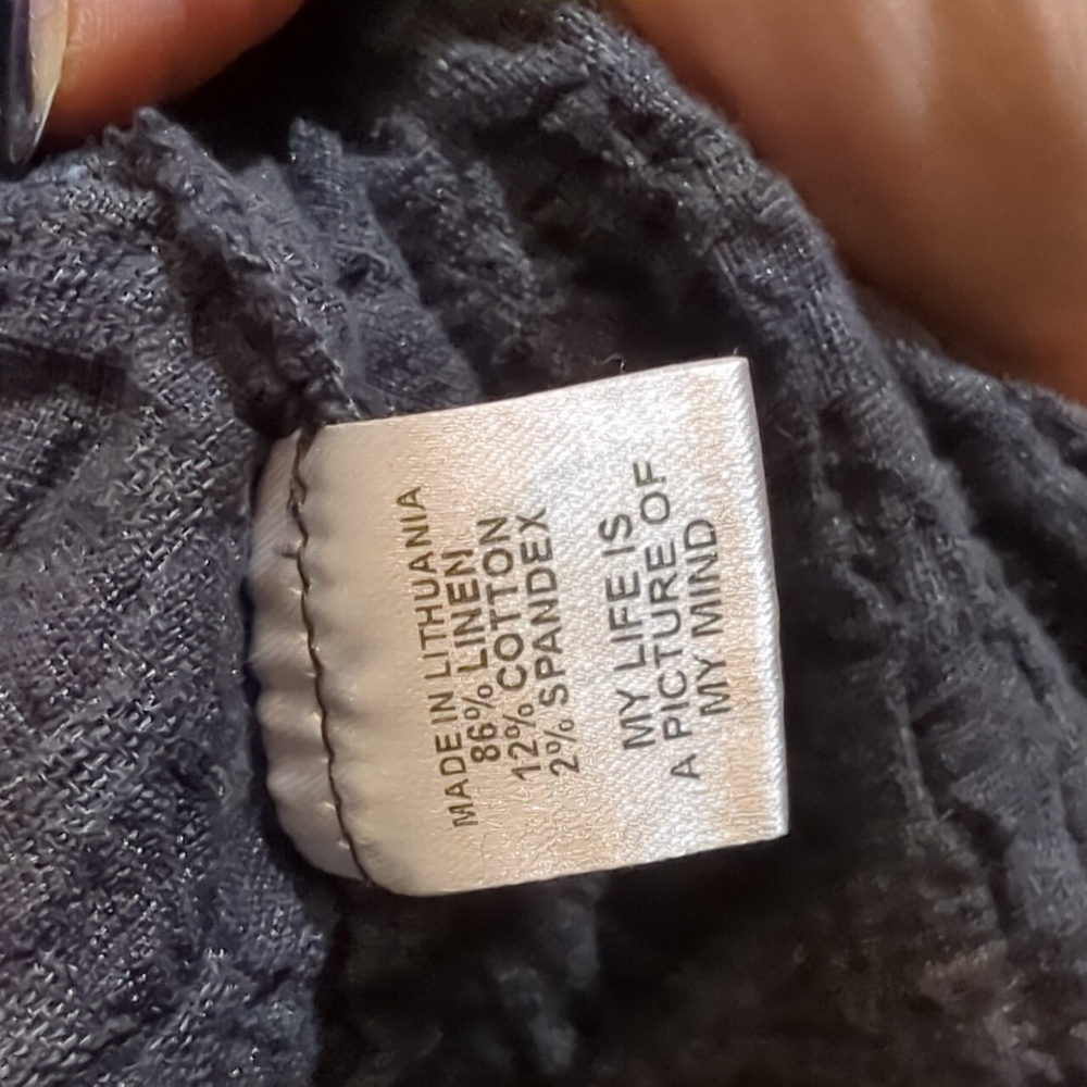 FLAX Textured Linen Black Top - Picture 5 of 11